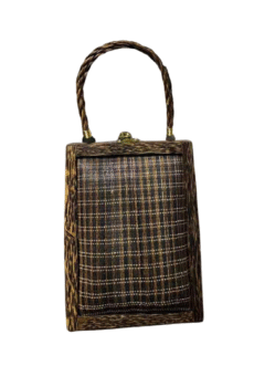 กระเป๋าทรงกล่องตั้ง